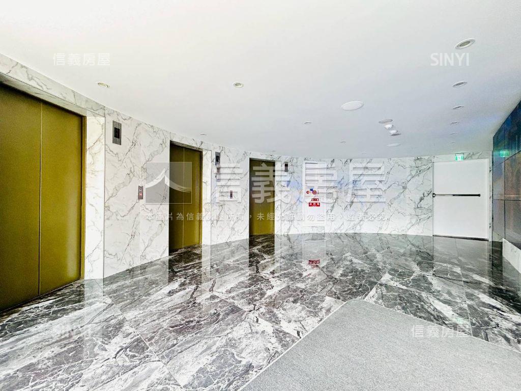 中山國中純辦保富萬商大樓房屋室內格局與周邊環境