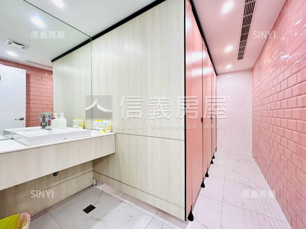 中山國中純辦保富萬商大樓房屋室內格局與周邊環境