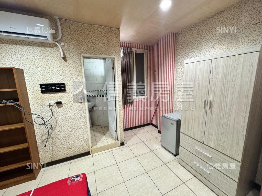 近台中公園。整棟套房透天房屋室內格局與周邊環境