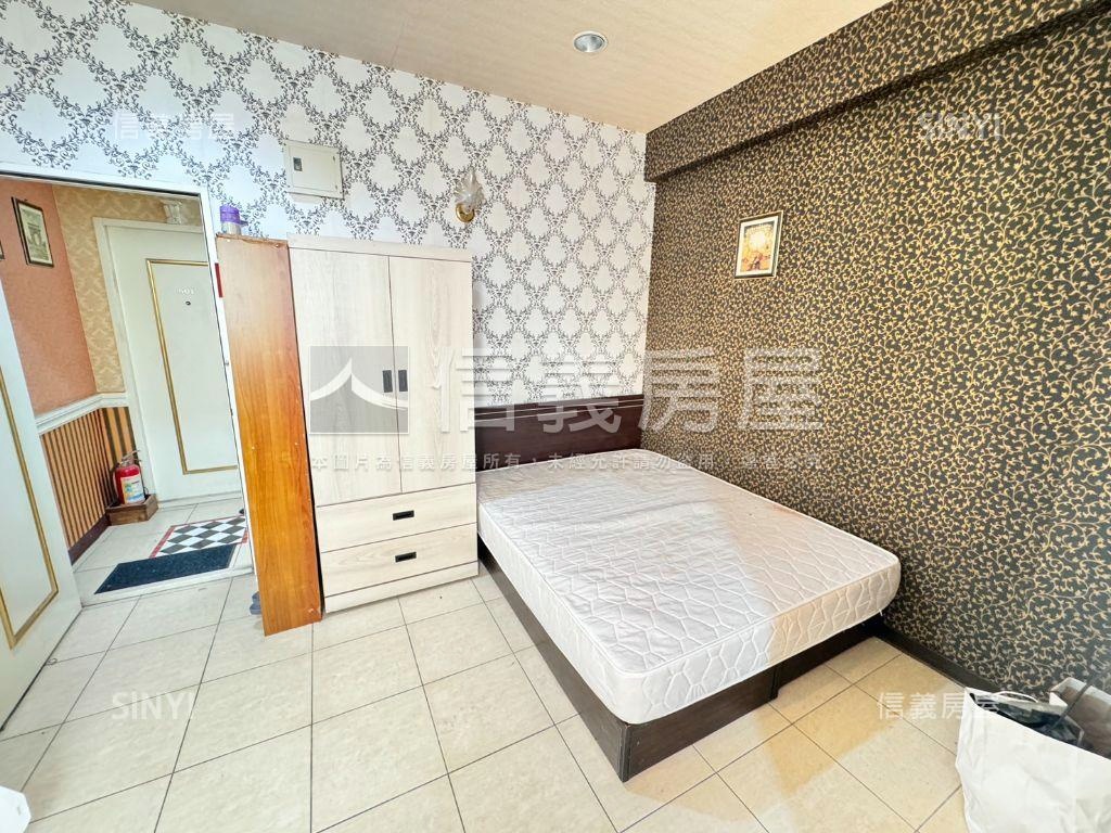 近台中公園。整棟套房透天房屋室內格局與周邊環境