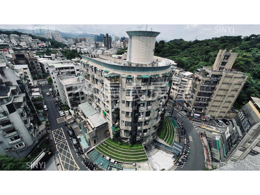 翠光良品挑高小木屋套房房屋室內格局與周邊環境