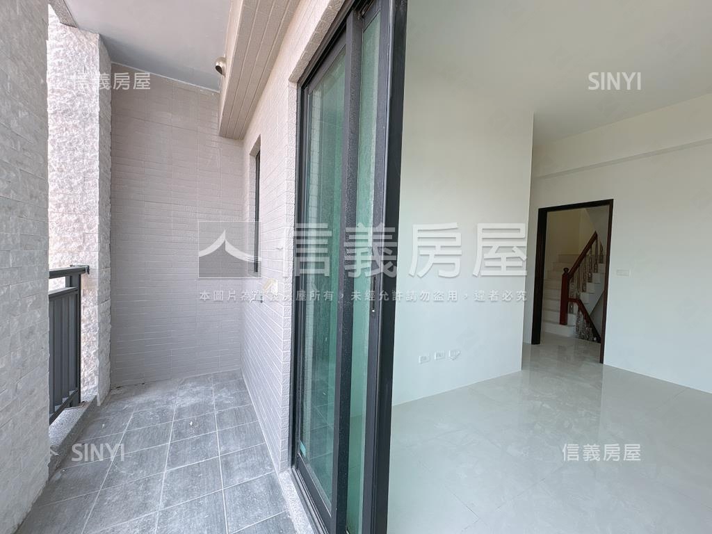 金蛇銜財全新臨路別墅Ｈ房屋室內格局與周邊環境