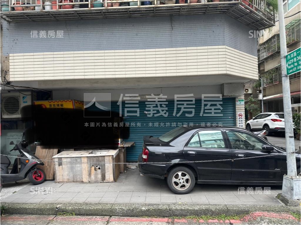 港墘捷運住辦好停車一樓房屋室內格局與周邊環境