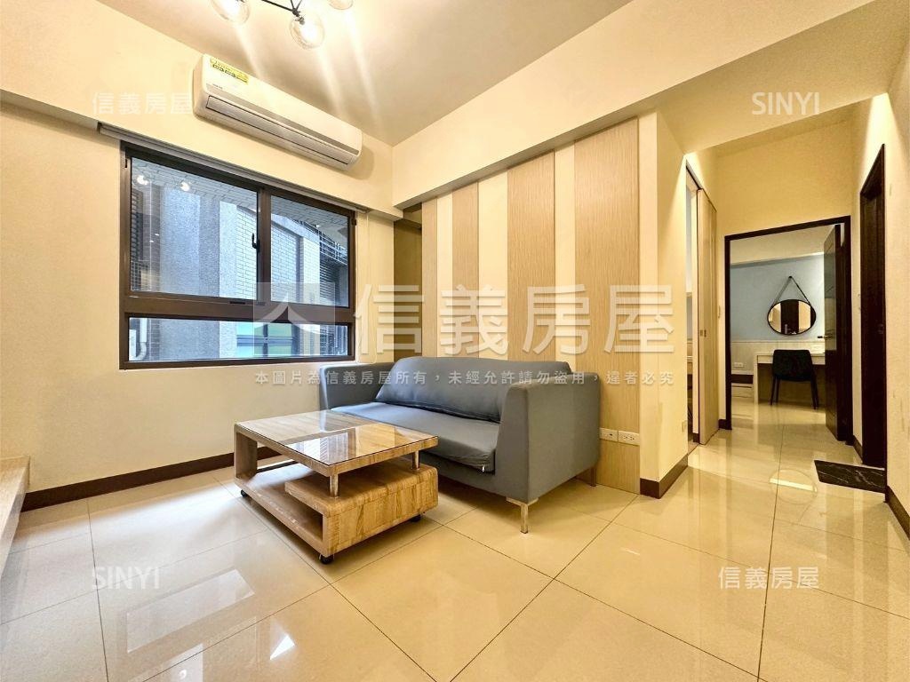 楠梓河案首排兩房車位房屋室內格局與周邊環境