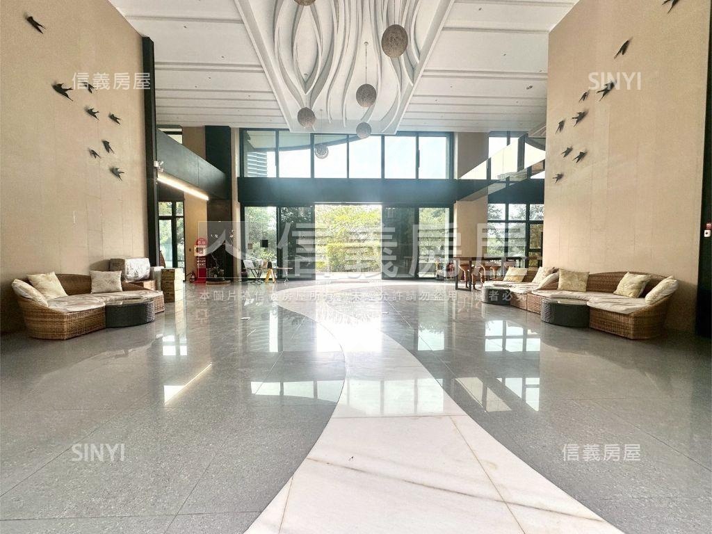 楠梓河案首排兩房車位房屋室內格局與周邊環境