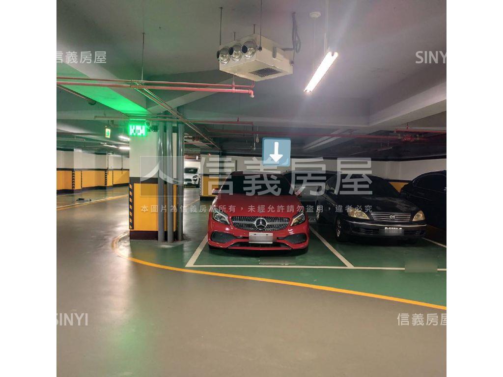 頂埔☆權泰三房車位近捷運房屋室內格局與周邊環境