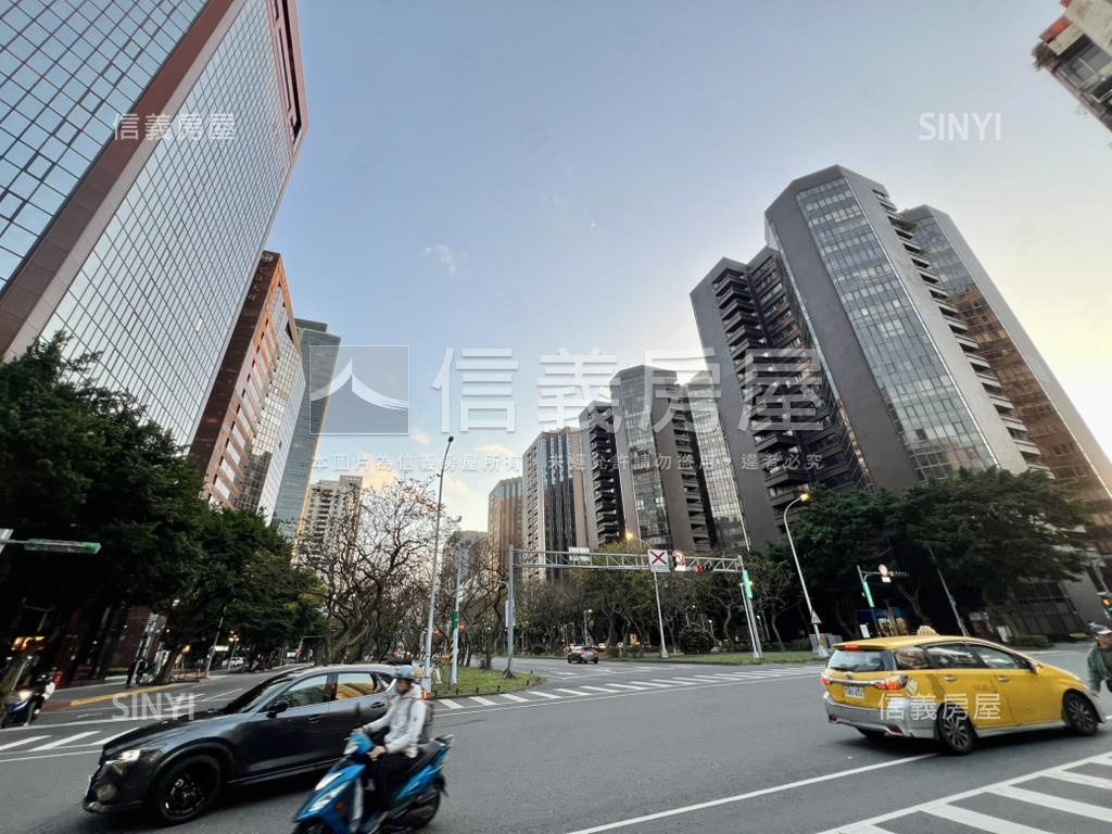 敦南商辦微型辦公保富寰宇房屋室內格局與周邊環境