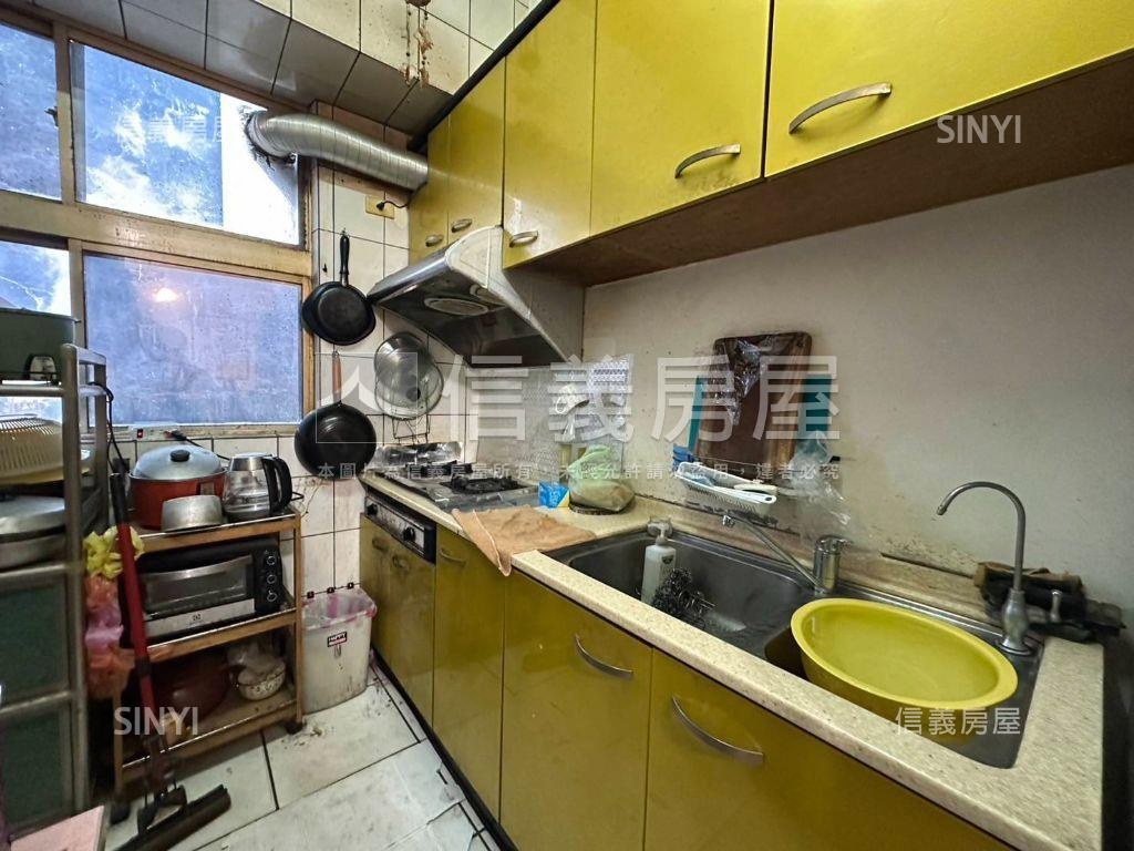 樹林電梯邊間三房房屋室內格局與周邊環境