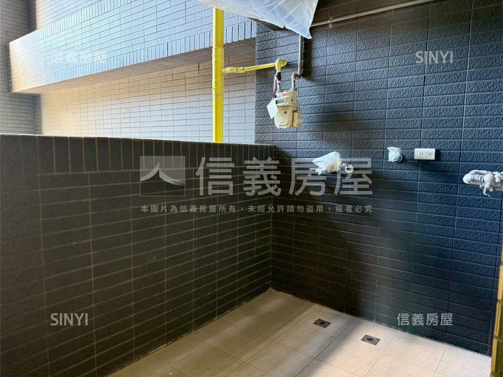 鼎風硯◎雙平車採光美４房房屋室內格局與周邊環境