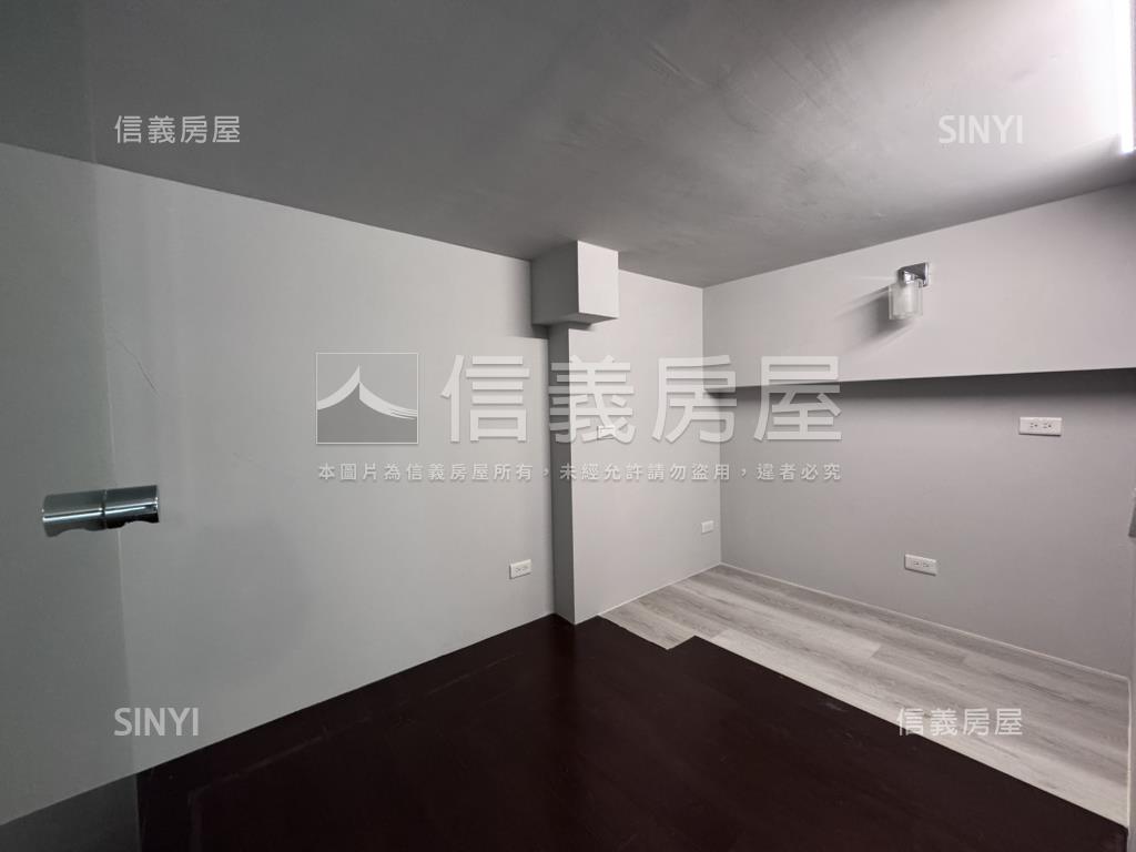 樂鑽挑高美美屋房屋室內格局與周邊環境