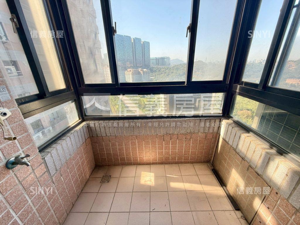 汐科標準品宏國兩房房屋室內格局與周邊環境