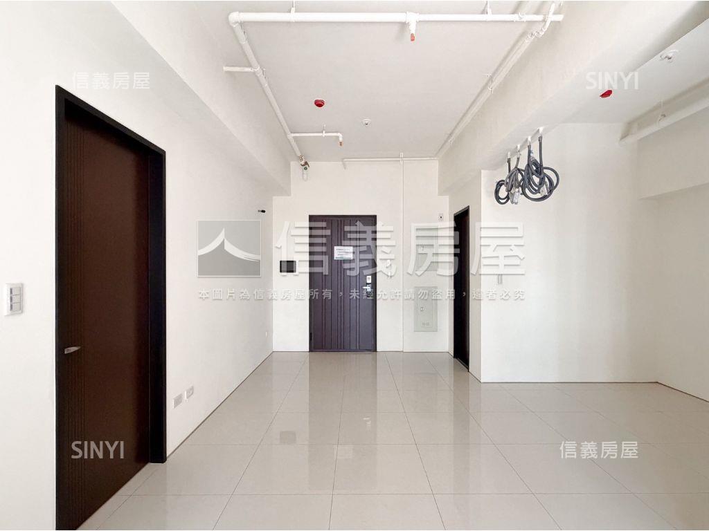 【鑫巨蛋２】Ａ５雙衛浴房屋室內格局與周邊環境