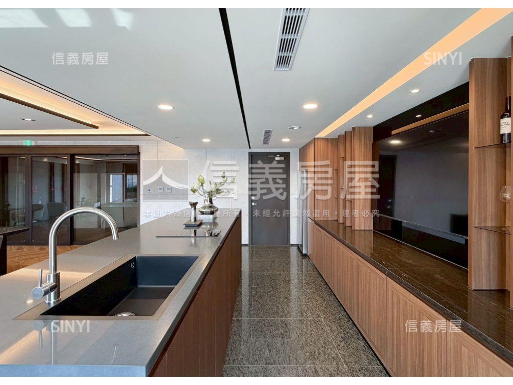 【鑫巨蛋２】Ａ５雙衛浴房屋室內格局與周邊環境