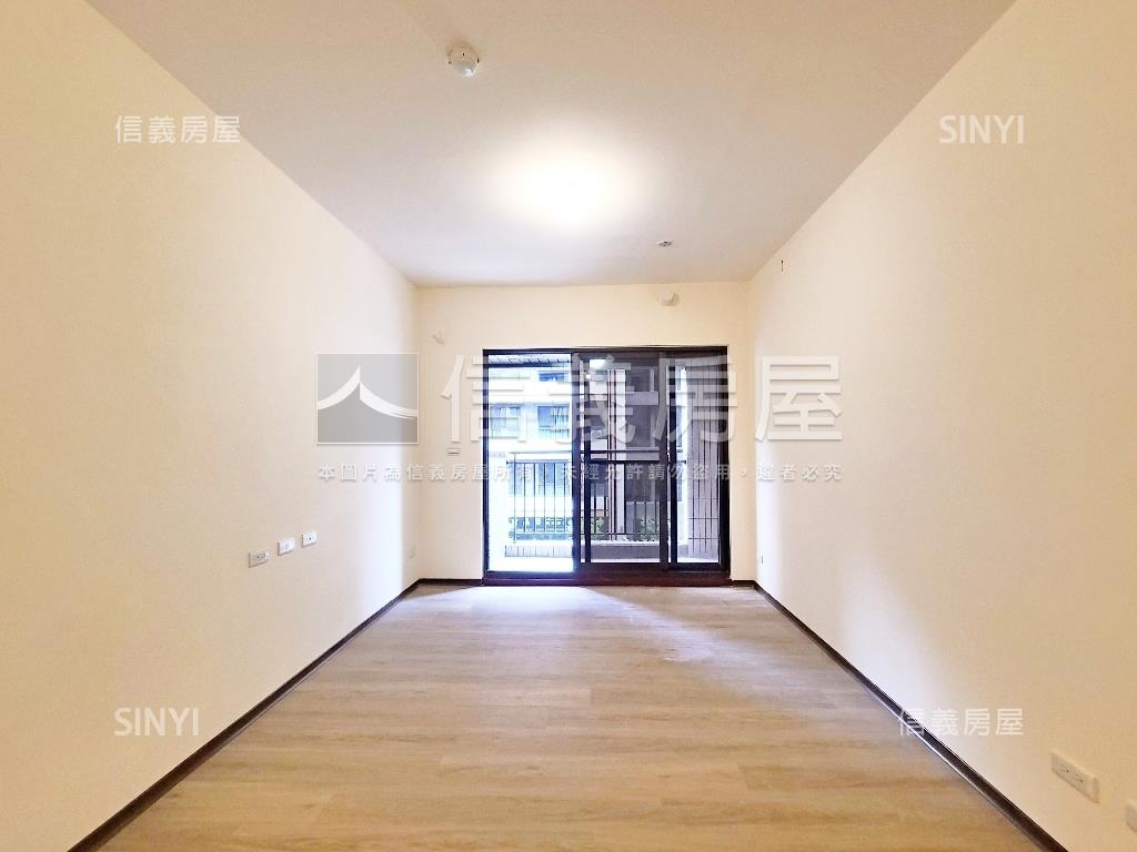 近Ａ１０捷運豐川三房車位房屋室內格局與周邊環境