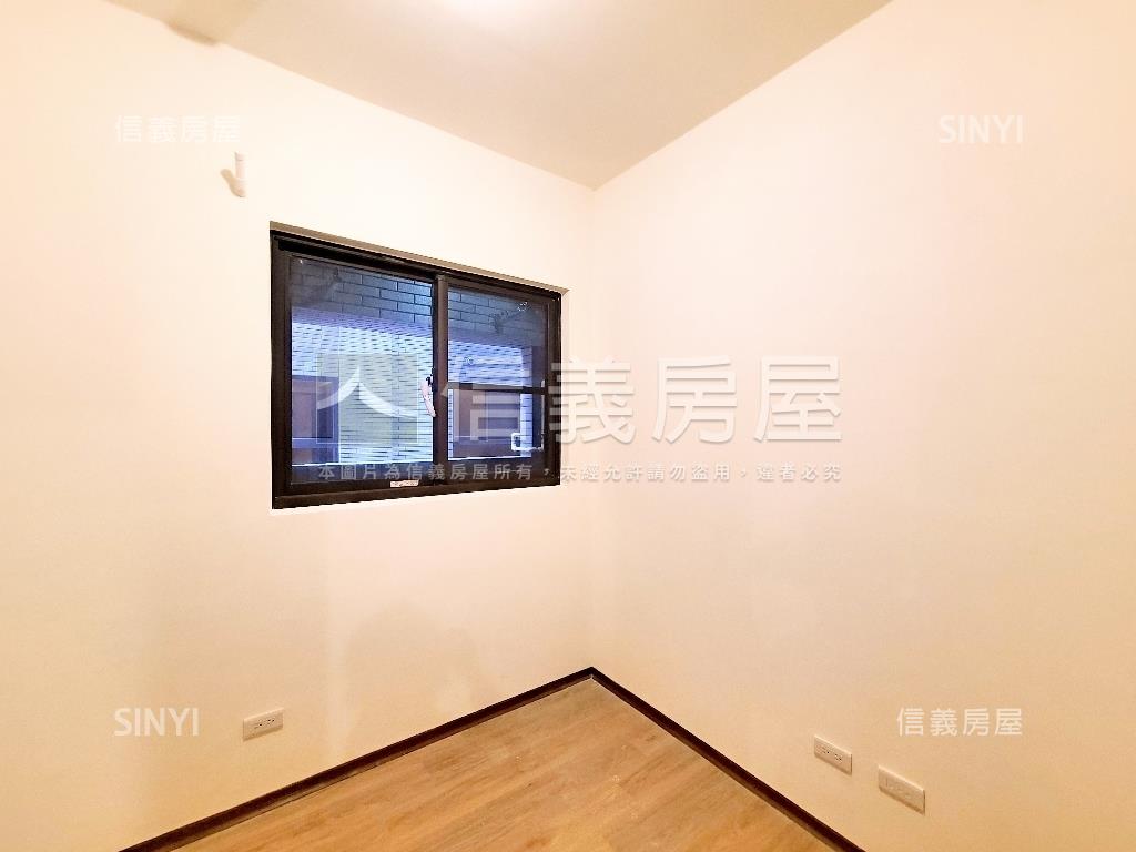 近Ａ１０捷運豐川三房車位房屋室內格局與周邊環境