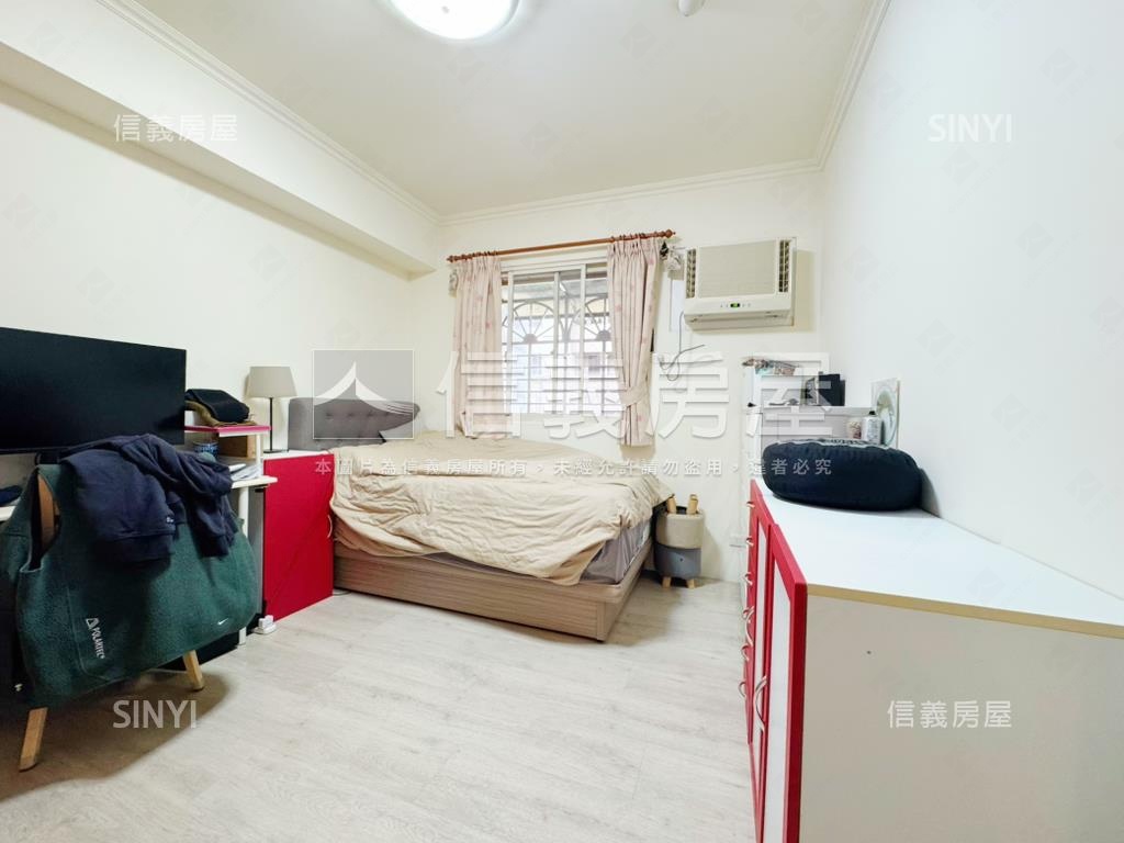 亞東捷運。美妝華廈三房房屋室內格局與周邊環境