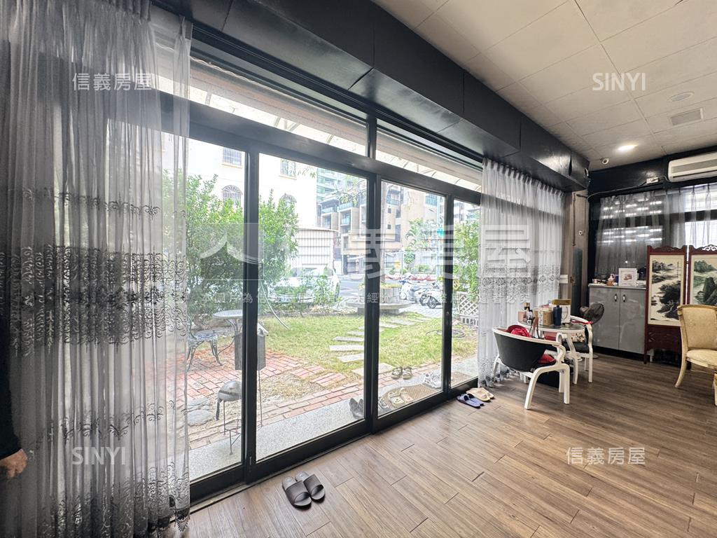 巨蛋商圈蛋黃區金店面附車房屋室內格局與周邊環境