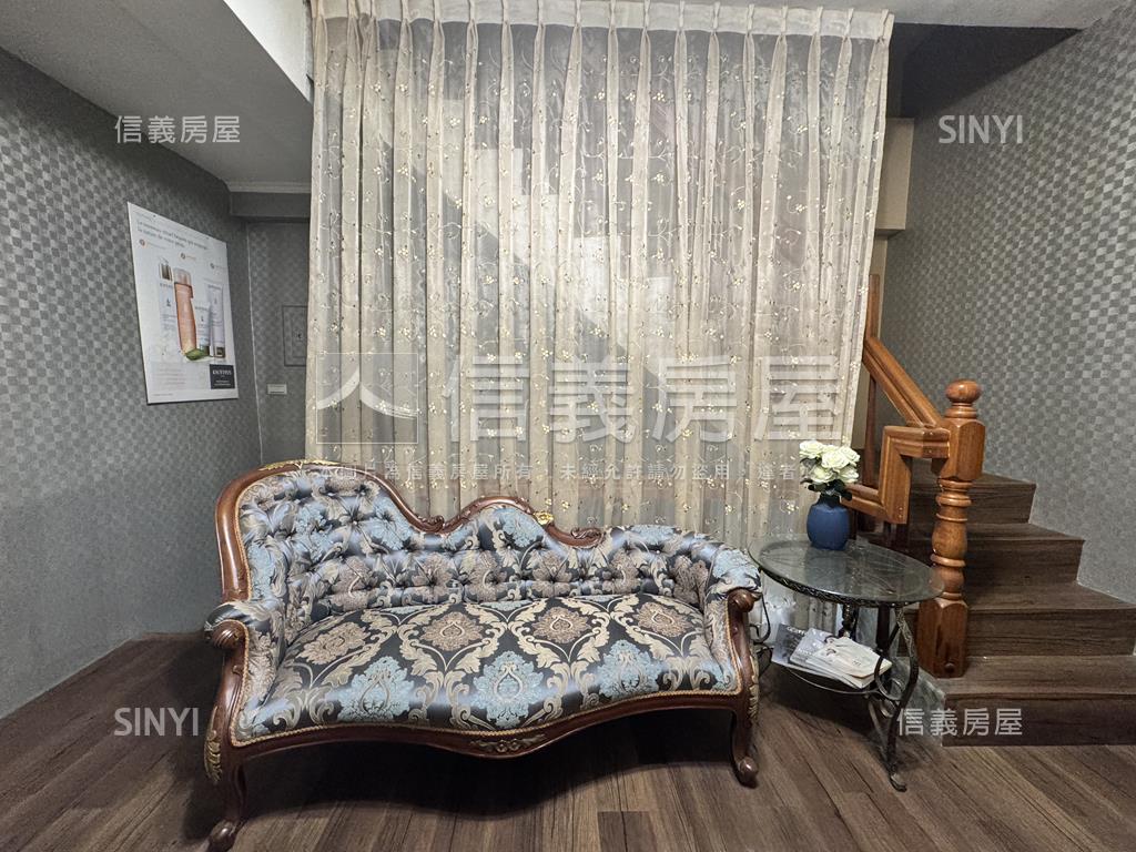 巨蛋商圈蛋黃區金店面附車房屋室內格局與周邊環境