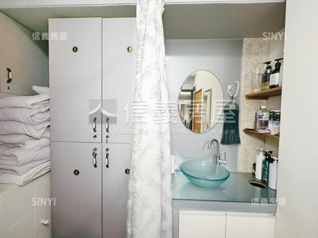 巨蛋商圈蛋黃區金店面附車房屋室內格局與周邊環境