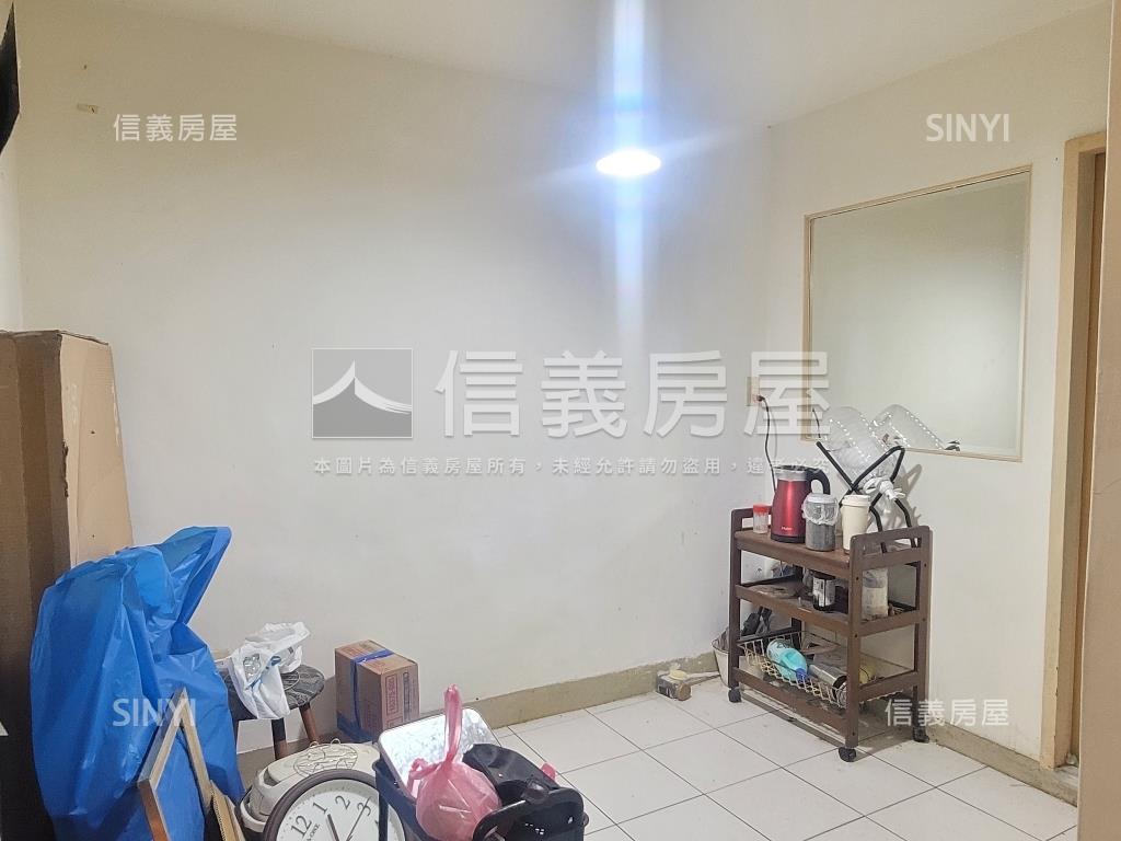 萬隆捷運稀有２樓房屋室內格局與周邊環境