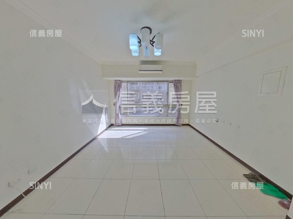 竹城采都４房雙車位房屋室內格局與周邊環境