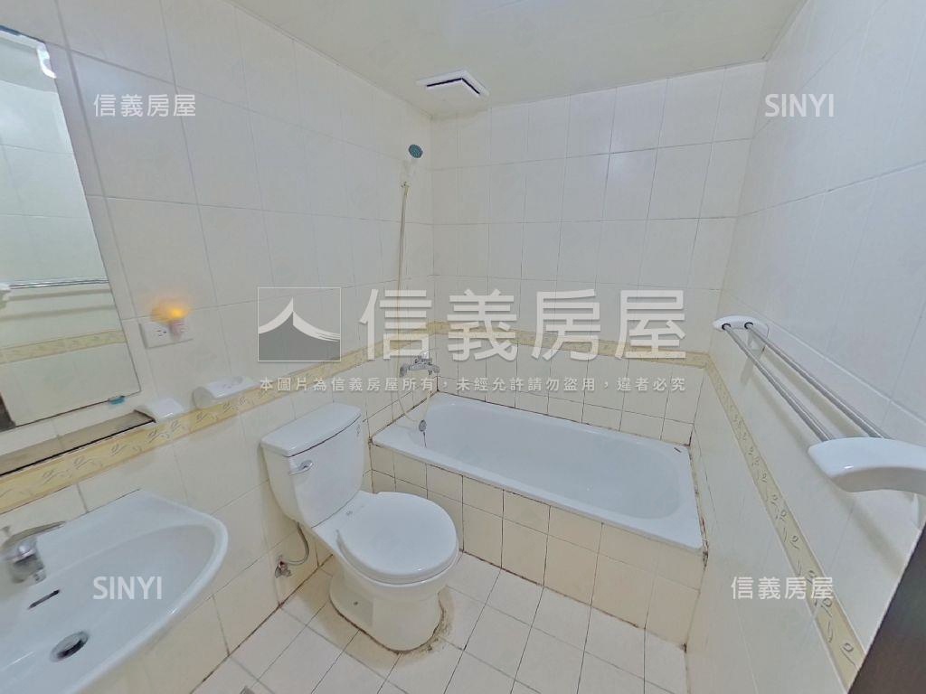 竹城采都４房雙車位房屋室內格局與周邊環境