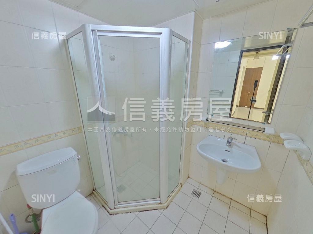 竹城采都４房雙車位房屋室內格局與周邊環境