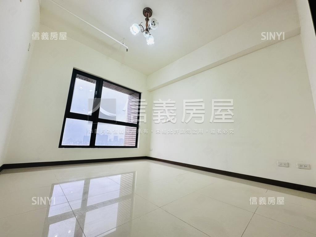 香榭高樓美景三房車位房屋室內格局與周邊環境
