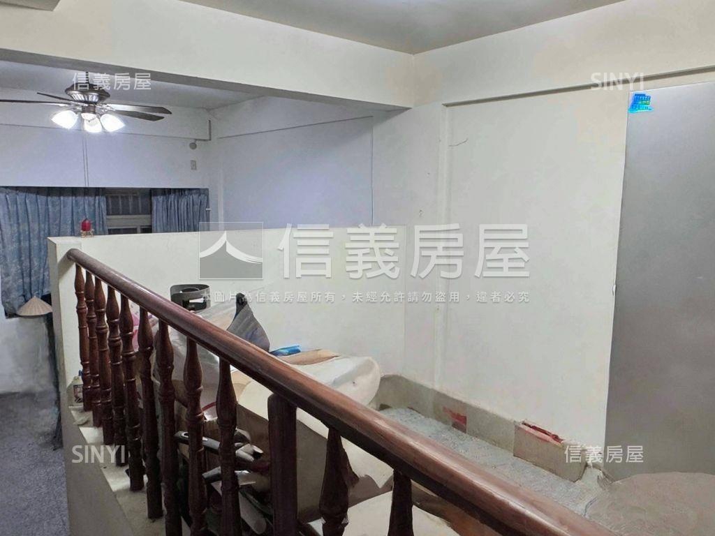 大雅水岸公園旁社區別墅房屋室內格局與周邊環境