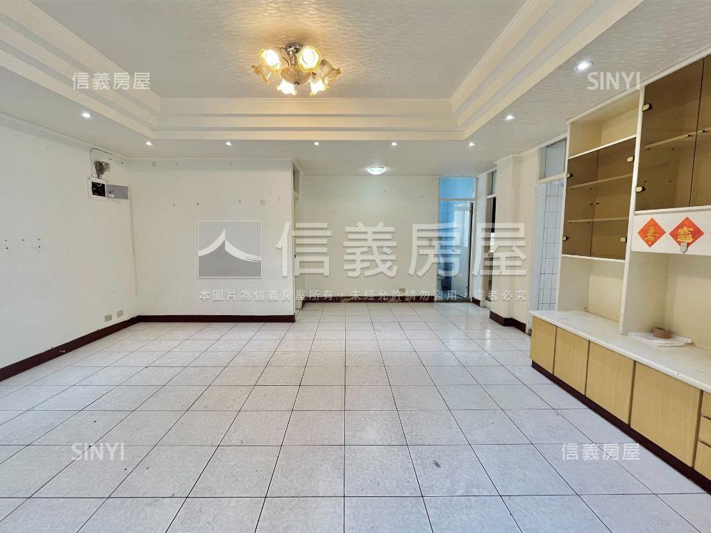 頂溪ｘ樂華公寓邊間頂加房屋室內格局與周邊環境