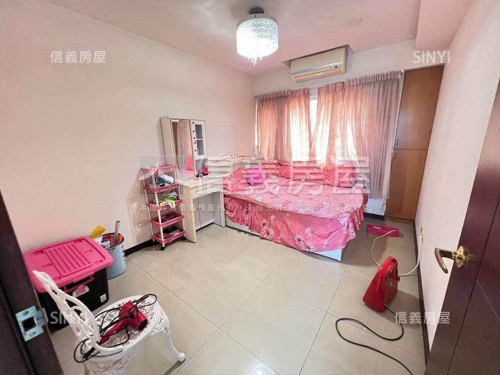 桂冠頂峰優質美屋房屋室內格局與周邊環境