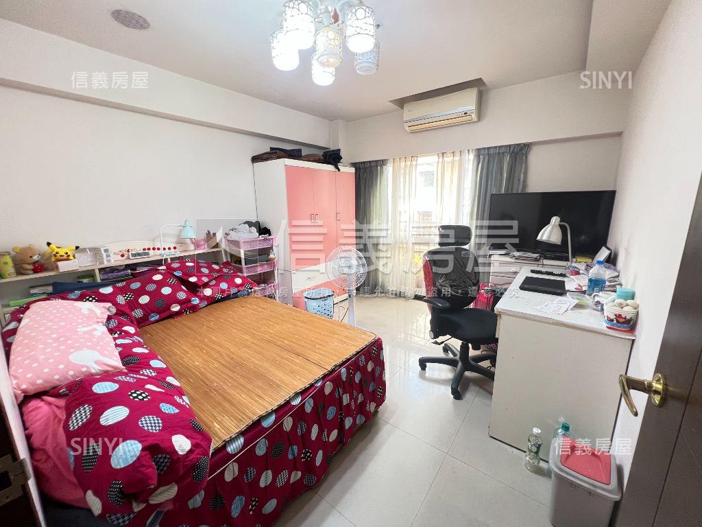 桂冠頂峰優質美屋房屋室內格局與周邊環境