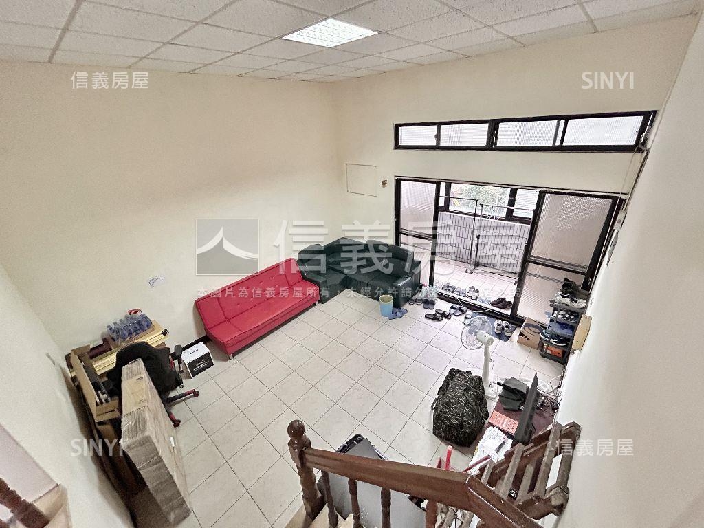 近捷運迴龍醫院樓中樓房屋室內格局與周邊環境