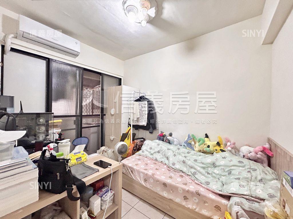 近捷運迴龍醫院樓中樓房屋室內格局與周邊環境