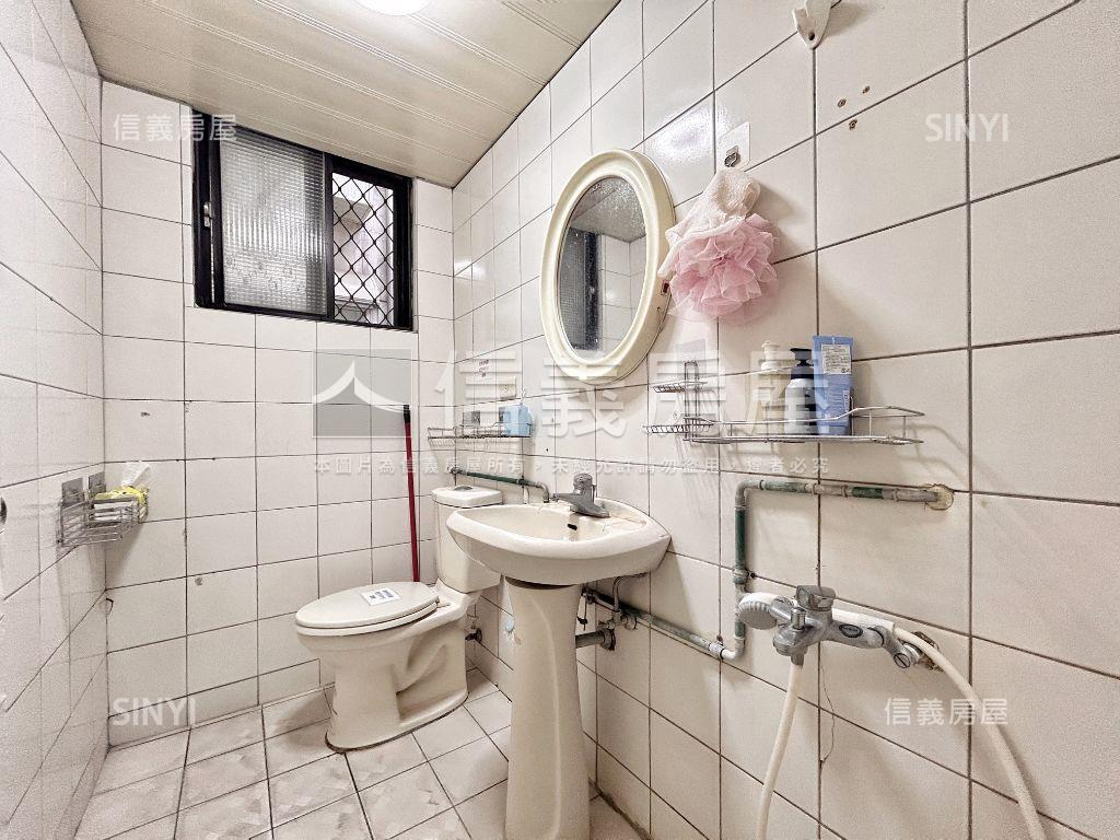 近捷運迴龍醫院樓中樓房屋室內格局與周邊環境