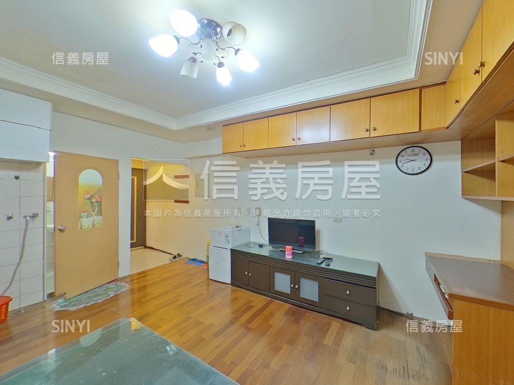 稀有！低總價電梯套房房屋室內格局與周邊環境