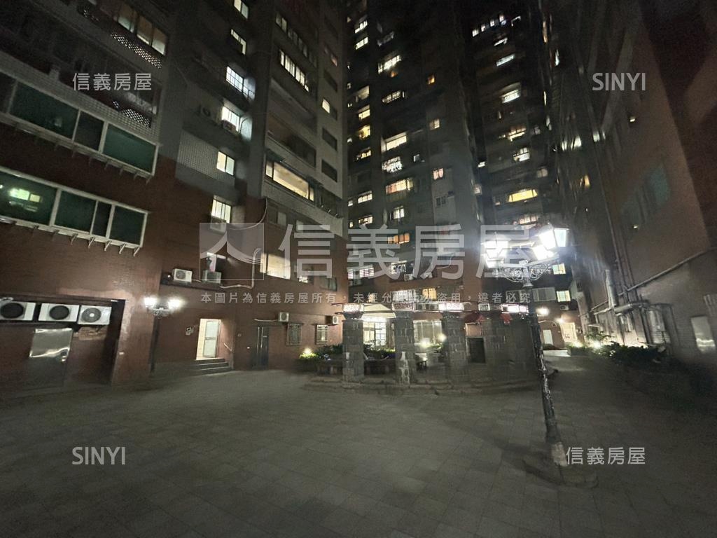 首都景觀裝潢大空間附車位房屋室內格局與周邊環境