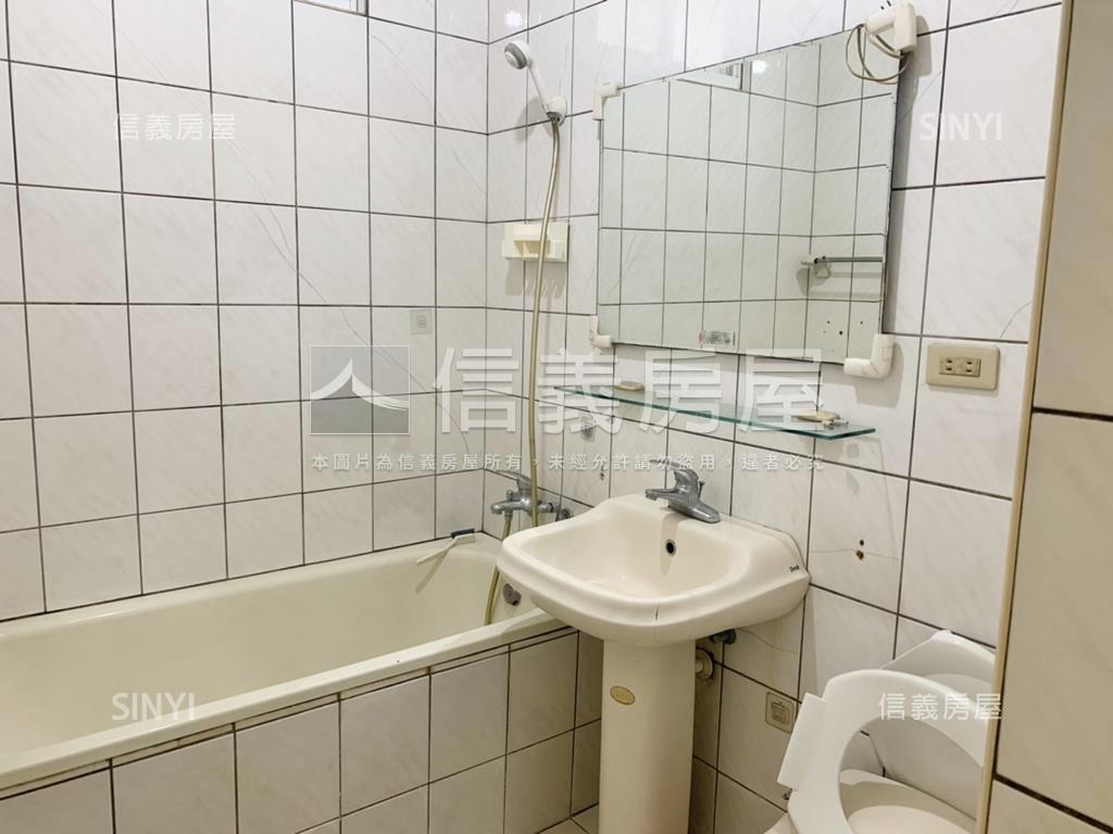 環山路大寧境稀有一樓戶房屋室內格局與周邊環境