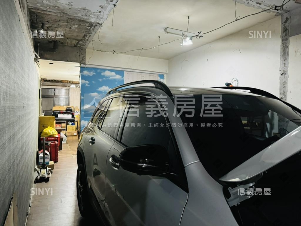 大遠百對面稀有釋出一樓房屋室內格局與周邊環境