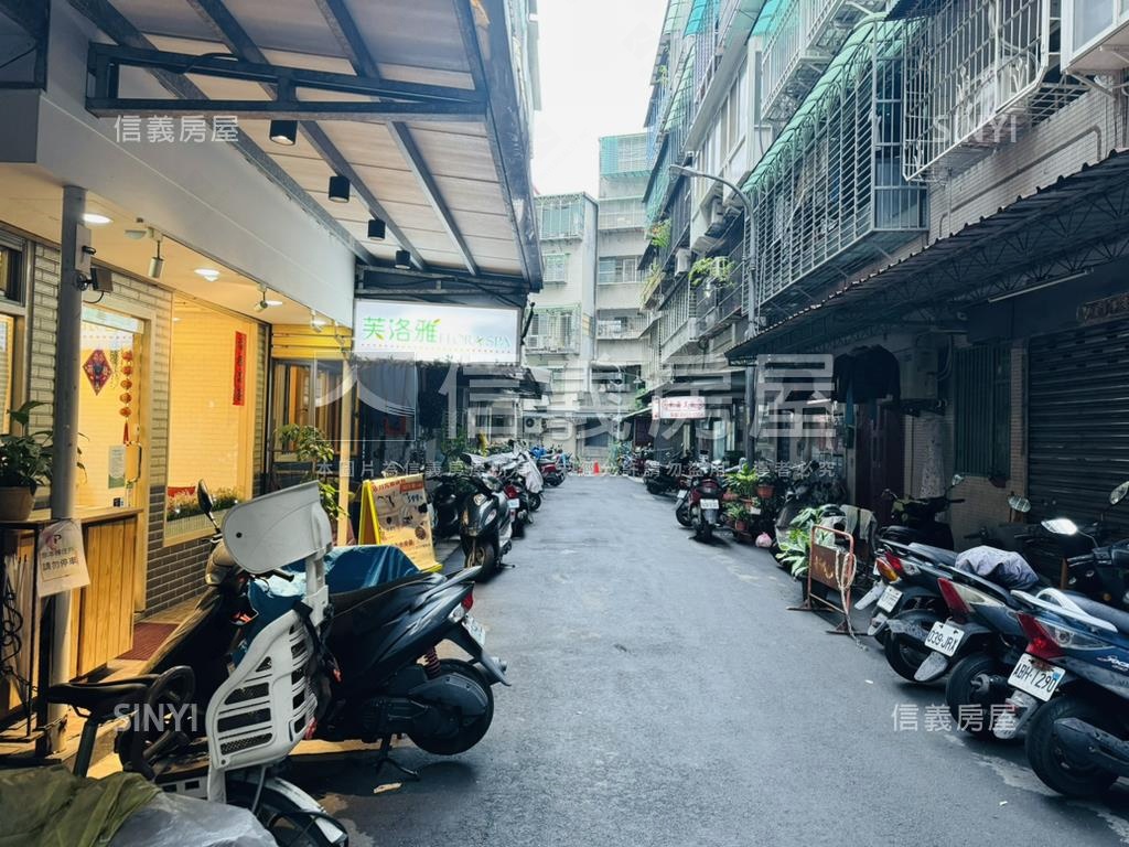 大遠百對面稀有釋出一樓房屋室內格局與周邊環境