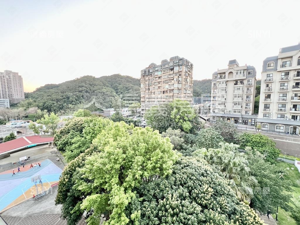 公園旁園圃社區三房房屋室內格局與周邊環境