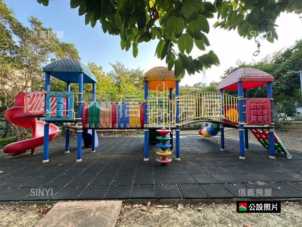 近園區美式社區採光別墅房屋室內格局與周邊環境