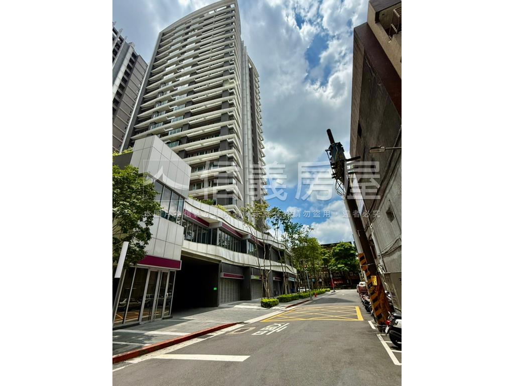近捷運稀有舒適公寓房屋室內格局與周邊環境