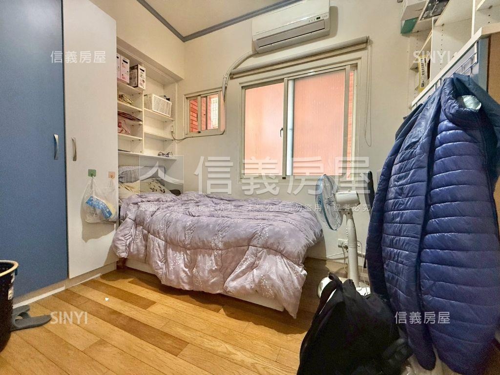 文心及第三房附車位房屋室內格局與周邊環境