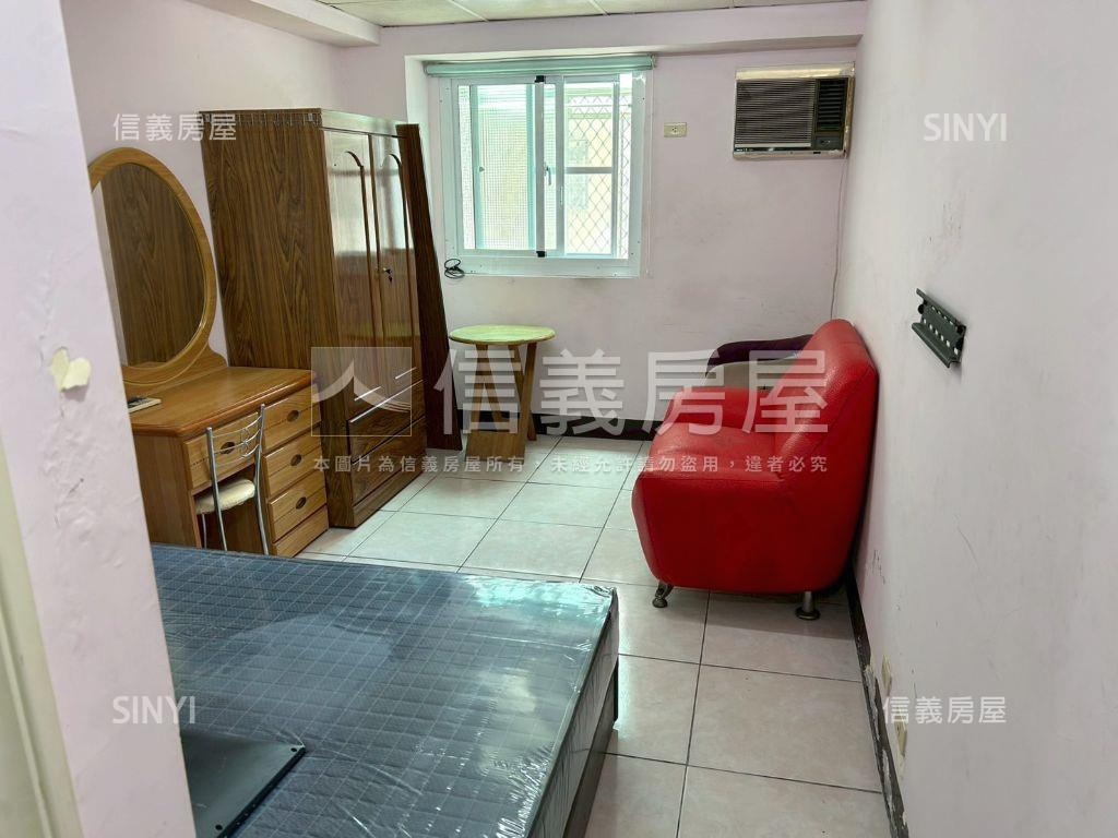 亞灣輕軌電梯套房房屋室內格局與周邊環境