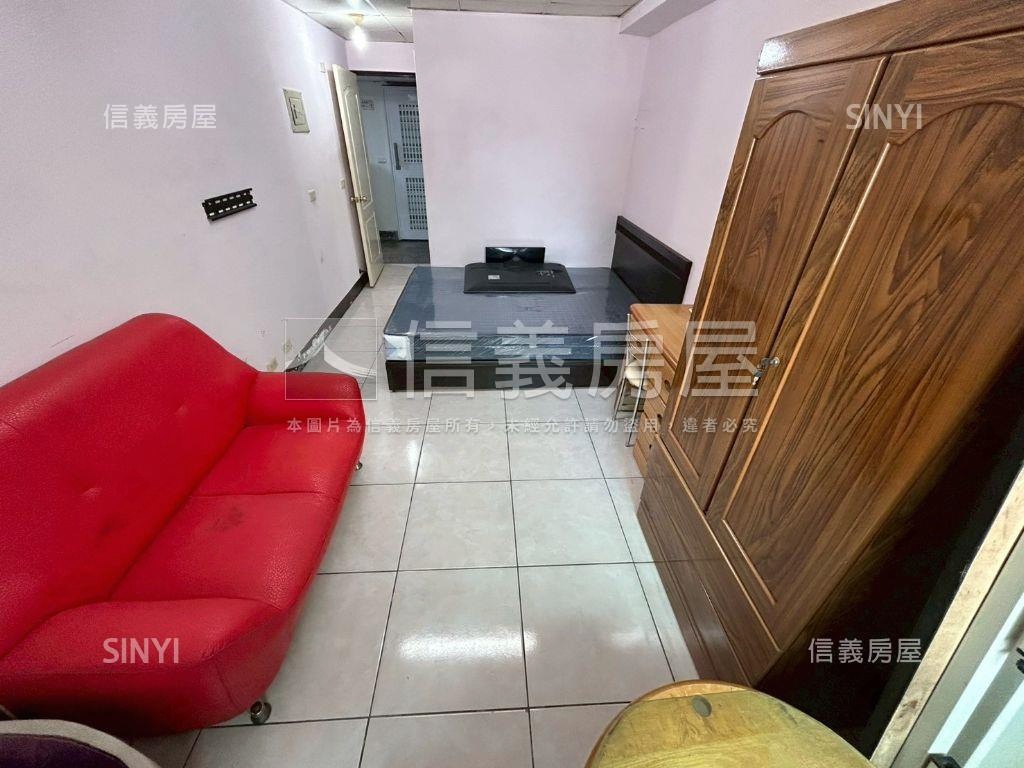 亞灣輕軌電梯套房房屋室內格局與周邊環境