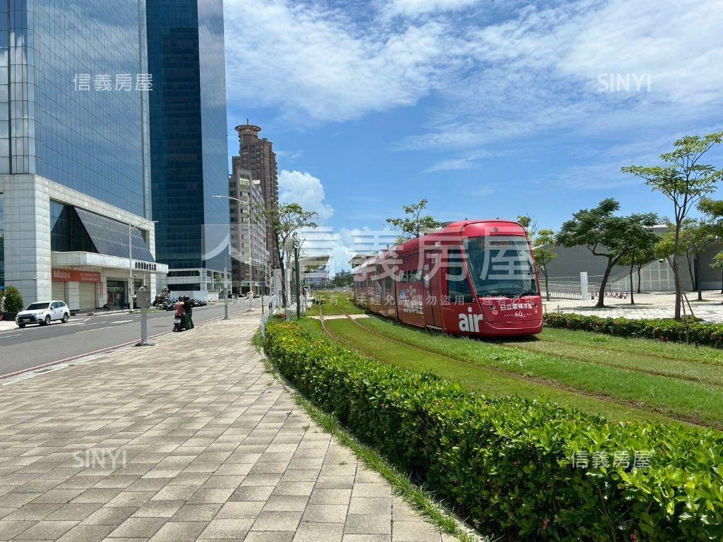 亞灣輕軌電梯套房房屋室內格局與周邊環境