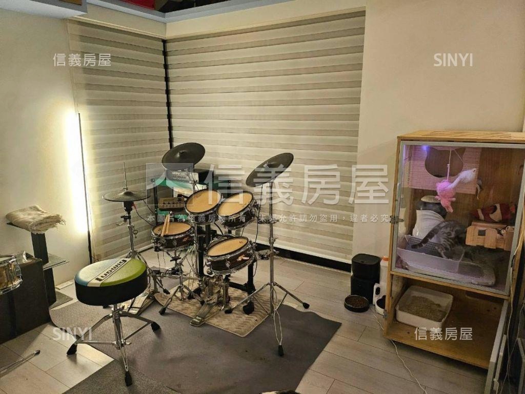 首泰大方發財八樓房屋室內格局與周邊環境