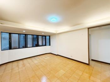 近雙和醫院商圈公寓２樓