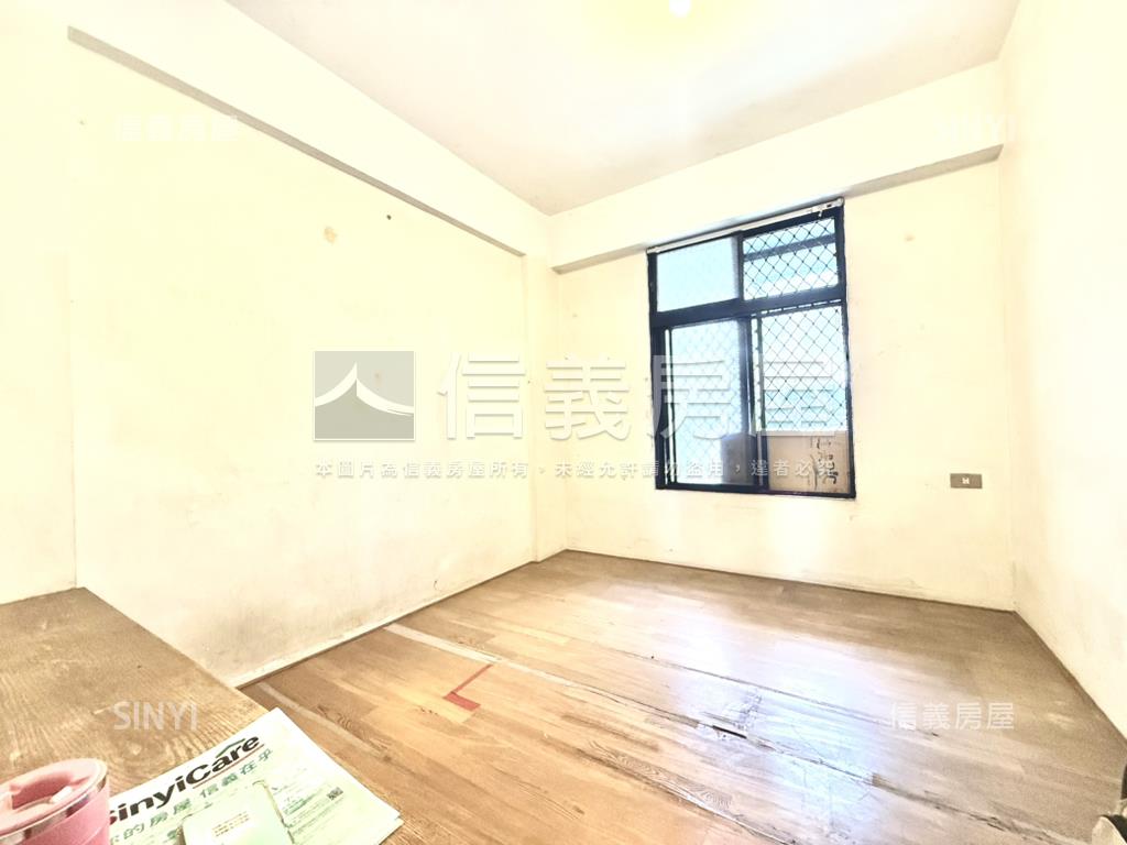 中興路商圈孝親庭院透天房屋室內格局與周邊環境